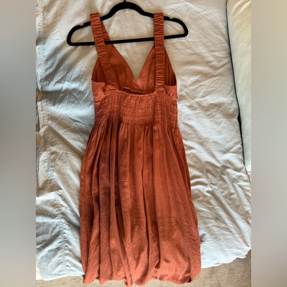 Women’s XS Abercrombie V Cut Maxi Dress - Picture 3 of 7